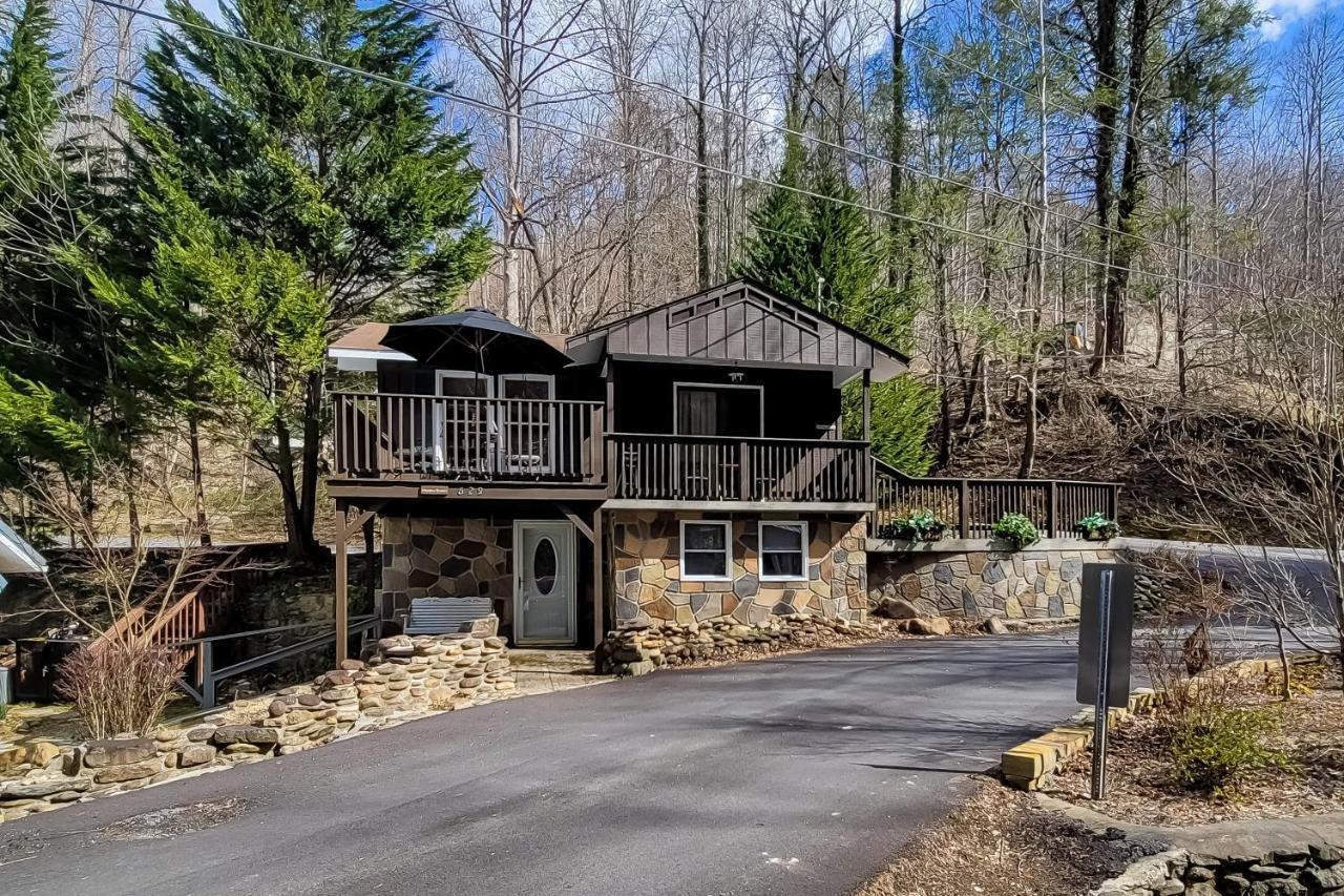 Mountain Brook Villa Gatlinburg Exterior photo